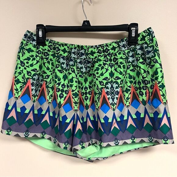 J crew silk printed shorts. Size 8 - Picture 1 of 6